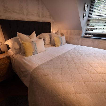 Padstow Escapes - Teyr Luxury Penthouse Apartment المظهر الخارجي الصورة
