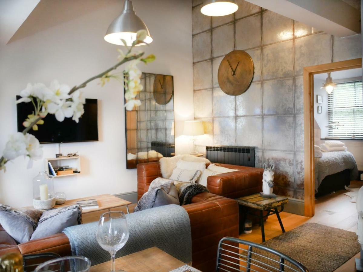 Padstow Escapes - Teyr Luxury Penthouse Apartment المظهر الخارجي الصورة